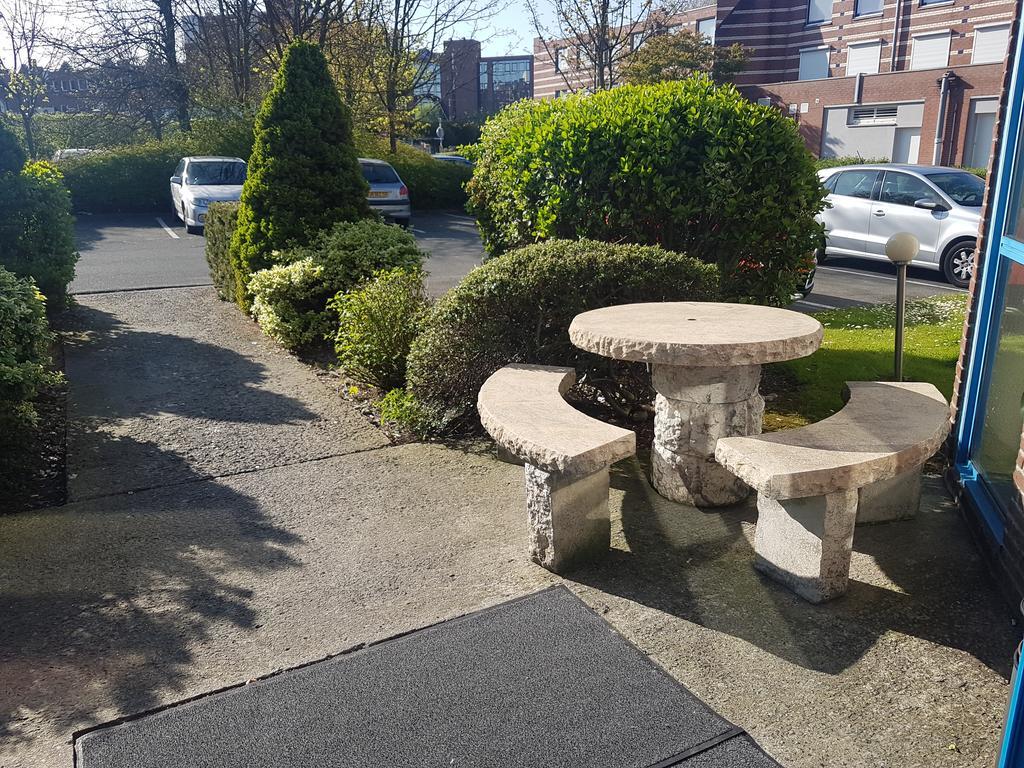 וילנב ד'אסק Hotel Du Stade Ex Kyriad Direct Lille Est Stade Pierre Mauroy מראה חיצוני תמונה