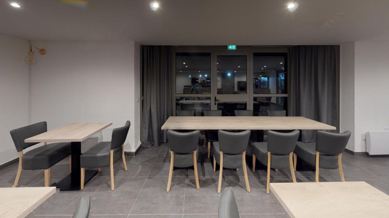 וילנב ד'אסק Hotel Du Stade Ex Kyriad Direct Lille Est Stade Pierre Mauroy מראה חיצוני תמונה