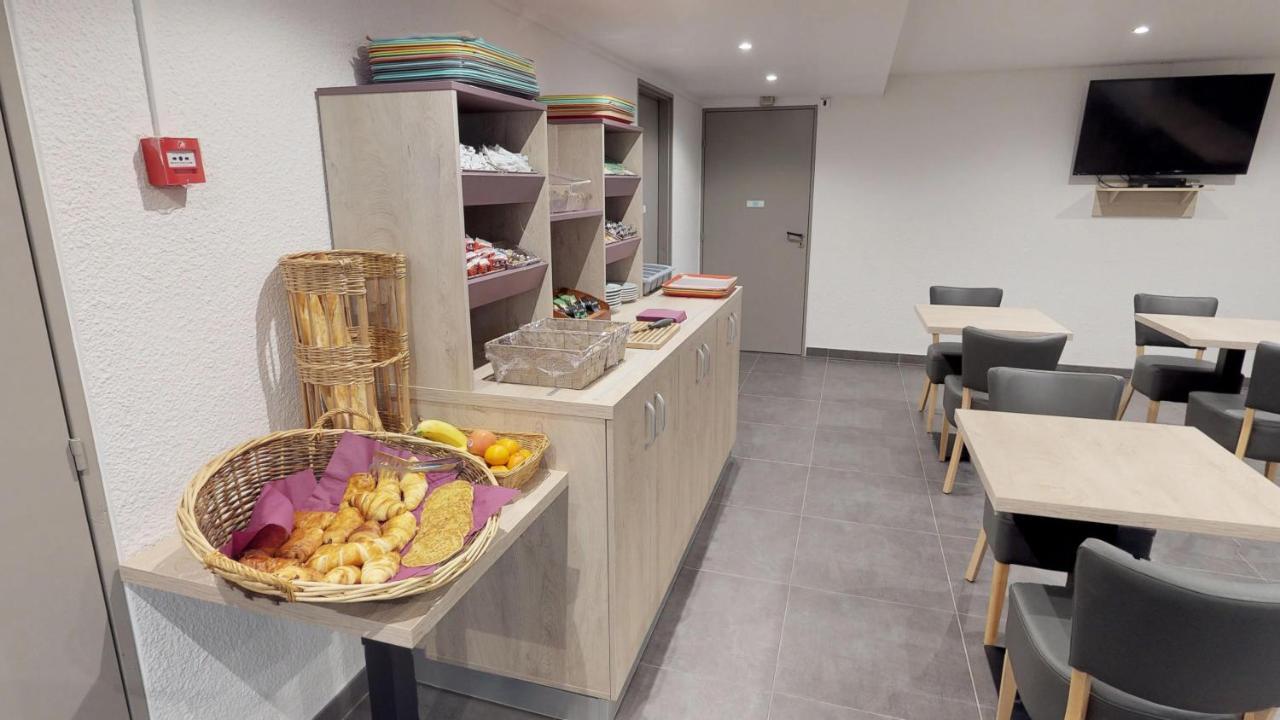 וילנב ד'אסק Hotel Du Stade Ex Kyriad Direct Lille Est Stade Pierre Mauroy מראה חיצוני תמונה