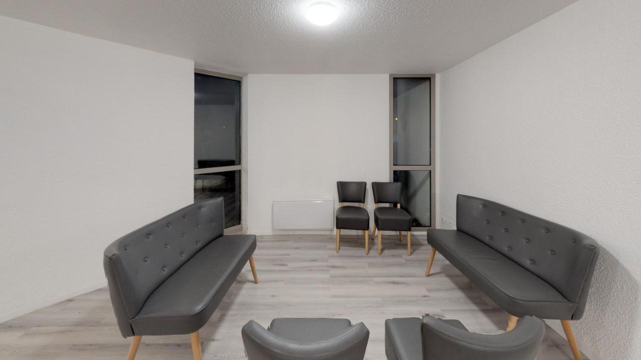 וילנב ד'אסק Hotel Du Stade Ex Kyriad Direct Lille Est Stade Pierre Mauroy מראה חיצוני תמונה